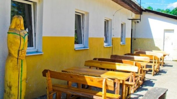 Chaty pod Gýmešom, rekreačné zariadenie Jelenec 6 Chaty pod Gýmešom, rekreačné zariadenie Jelenec 6