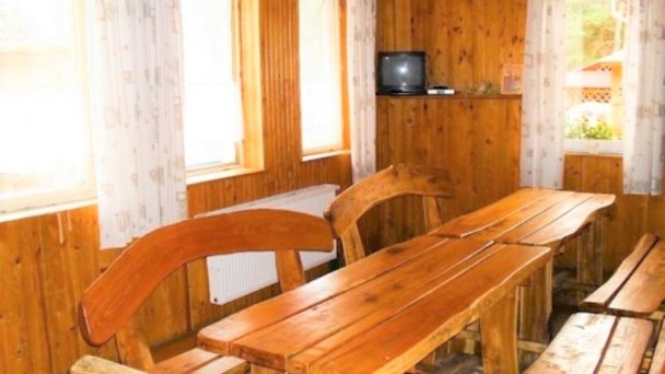 Chaty pod Gýmešom, rekreačné zariadenie Jelenec 12 Chaty pod Gýmešom, rekreačné zariadenie Jelenec 12