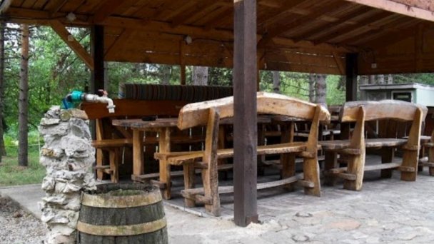 Chaty pod Gýmešom, rekreačné zariadenie Jelenec 26 Chaty pod Gýmešom, rekreačné zariadenie Jelenec 26