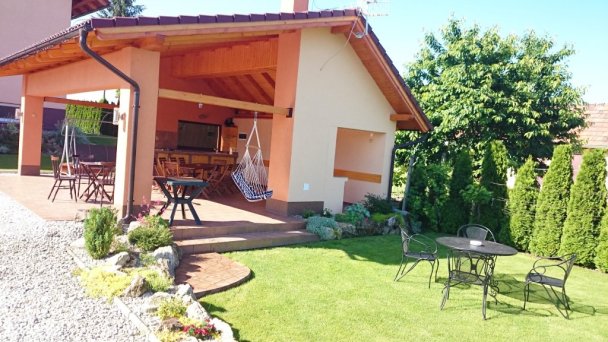 Vila Adria Moča 10