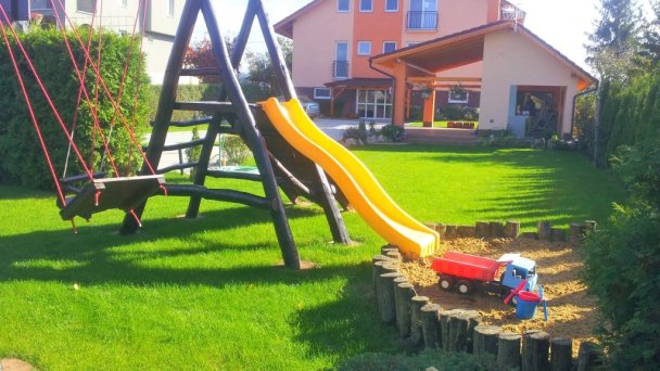 Vila Adria Moča 11