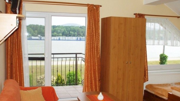 Vila Adria Moča 28