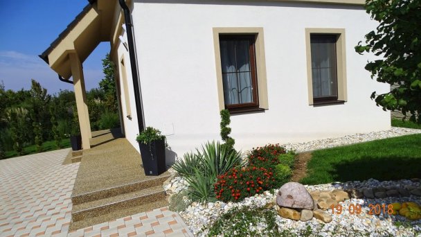 Kimy home Mojmírovce 23 Kimy home Mojmírovce 23