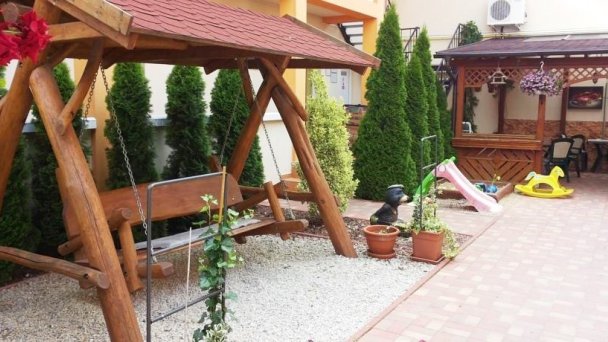 Penzión FONTÁNA Podhájska 30 Penzión FONTÁNA Podhájska 30