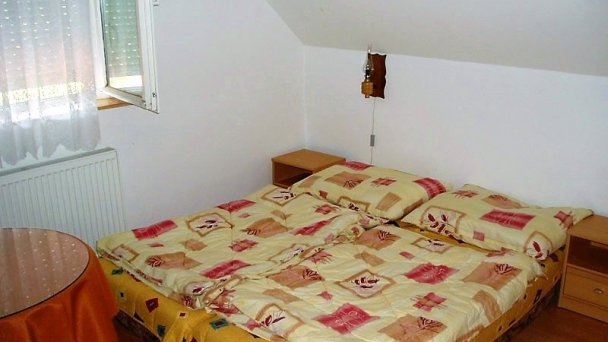 Penzión Fialový dom Podhájska 23