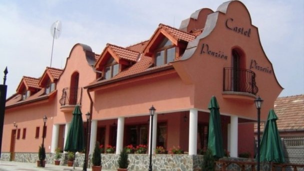 Penzión Castel Podhájska 12