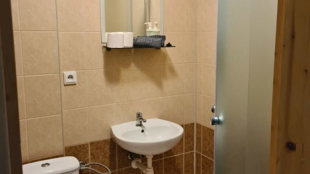 Apartmány a Štúdiá Henrieta Štúrovo 18