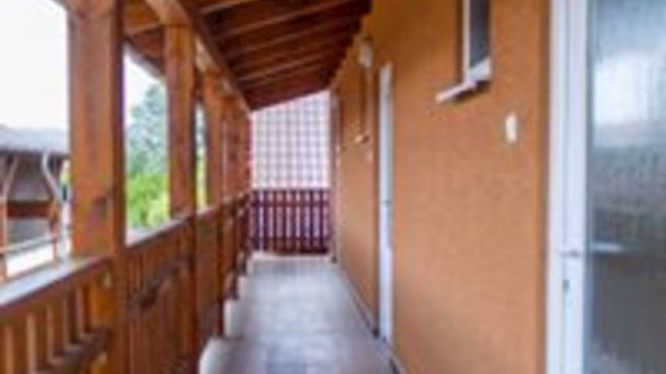 Apartmány a Štúdiá Henrieta Štúrovo 20