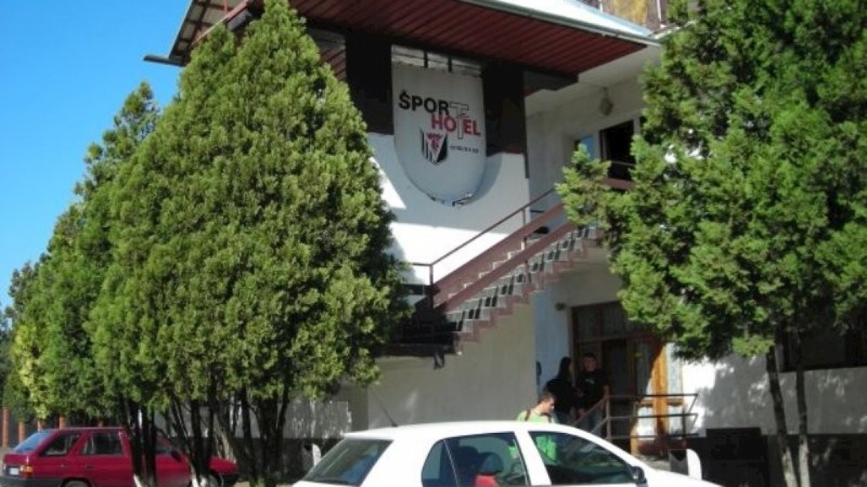 Športhotel Štúrovo 1