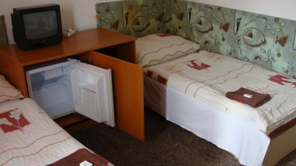 Športhotel Štúrovo 37