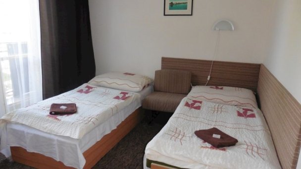 Športhotel Štúrovo 5