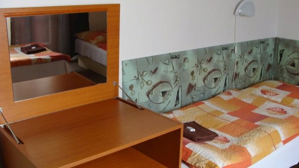 Športhotel Štúrovo 46