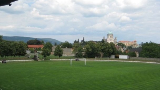 Športhotel Štúrovo 11