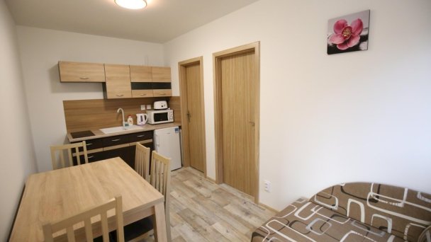 Apartmány a štúdiá AQUA Štúrovo 30 Apartmány a štúdiá AQUA Štúrovo 30