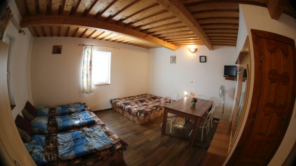 Apartmány a štúdiá AQUA Štúrovo 87 Apartmány a štúdiá AQUA Štúrovo 87