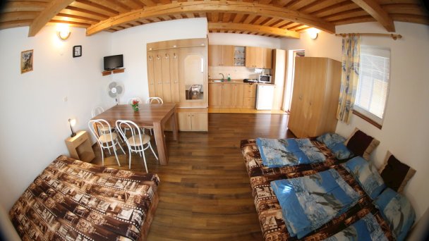 Apartmány a štúdiá AQUA Štúrovo 89 Apartmány a štúdiá AQUA Štúrovo 89