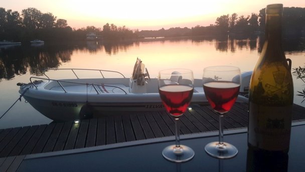 Hausboat „Život na vode“ Bratislava 38