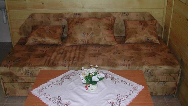 Chaty pri lekárni Podhájska 20