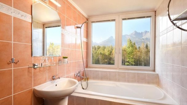 Hotel ACADEMIA Stará Lesná 12