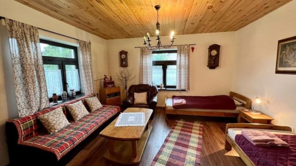 Chalupa Guzinková Chyža 20 Chalupa Guzinková Chyža 20